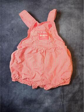 Vintage 12 month Oshkosh bgosh girls bubble overalls